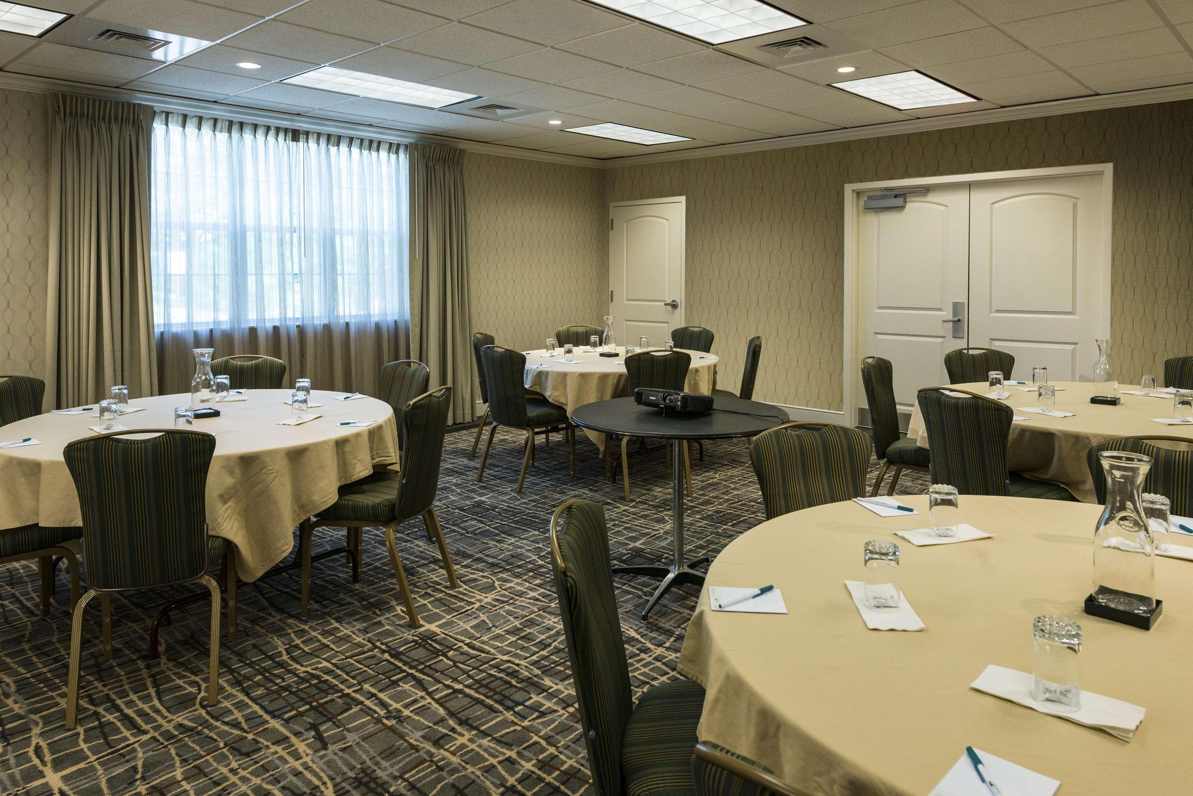 Homewood Suites By Hilton Портсмут Экстерьер фото