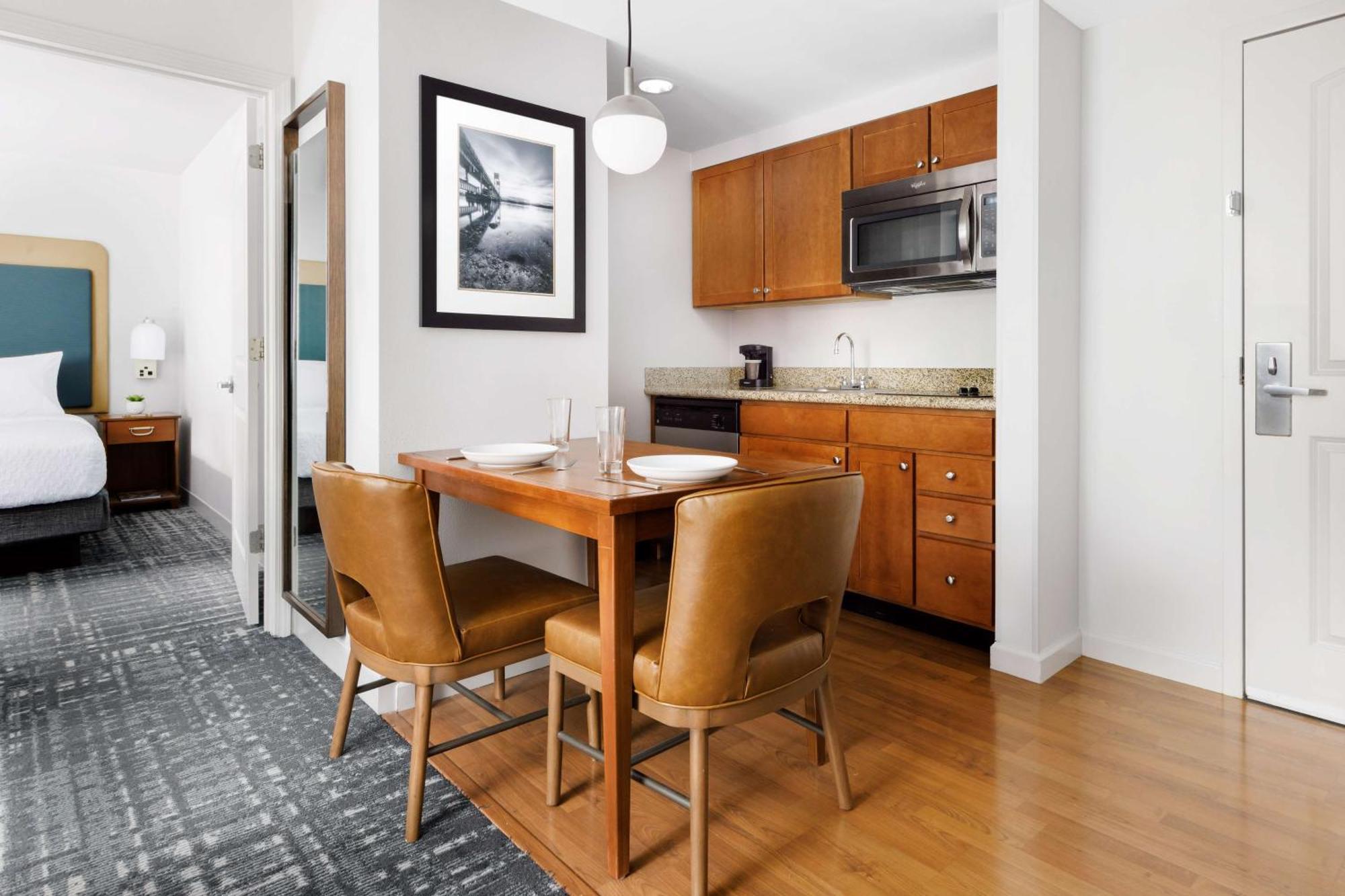 Homewood Suites By Hilton Портсмут Экстерьер фото